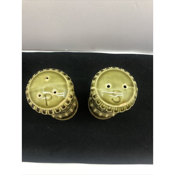 🐎Vintage Salt & Pepper Shakers Japan 5” Tall Golden Green Ceramic Japan - Picture 2 of 5